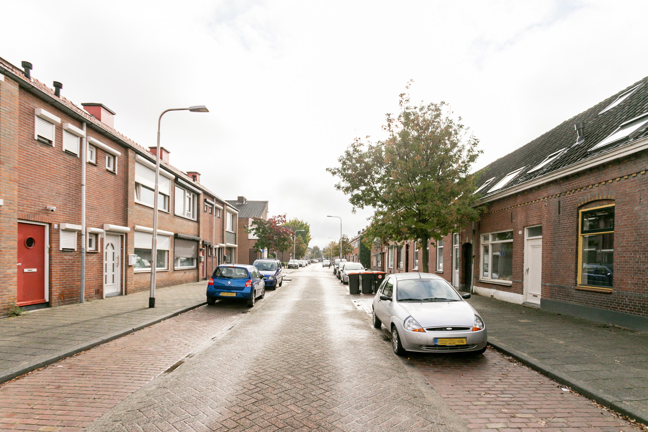 Oeverstraat 4