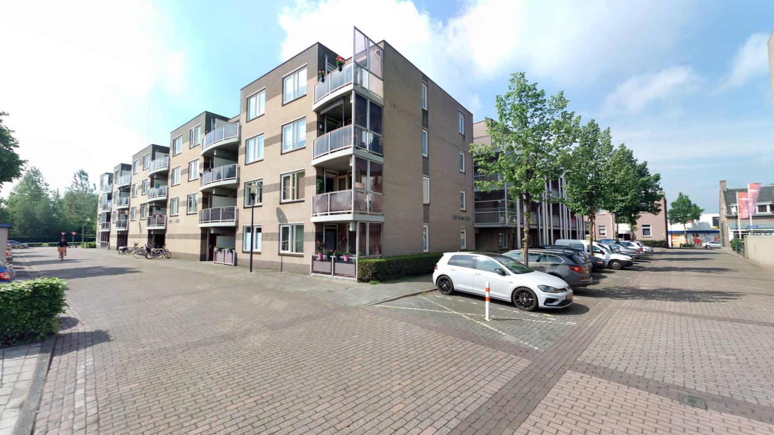 Anna van Burenstraat 198, 5141 DD Waalwijk, Nederland