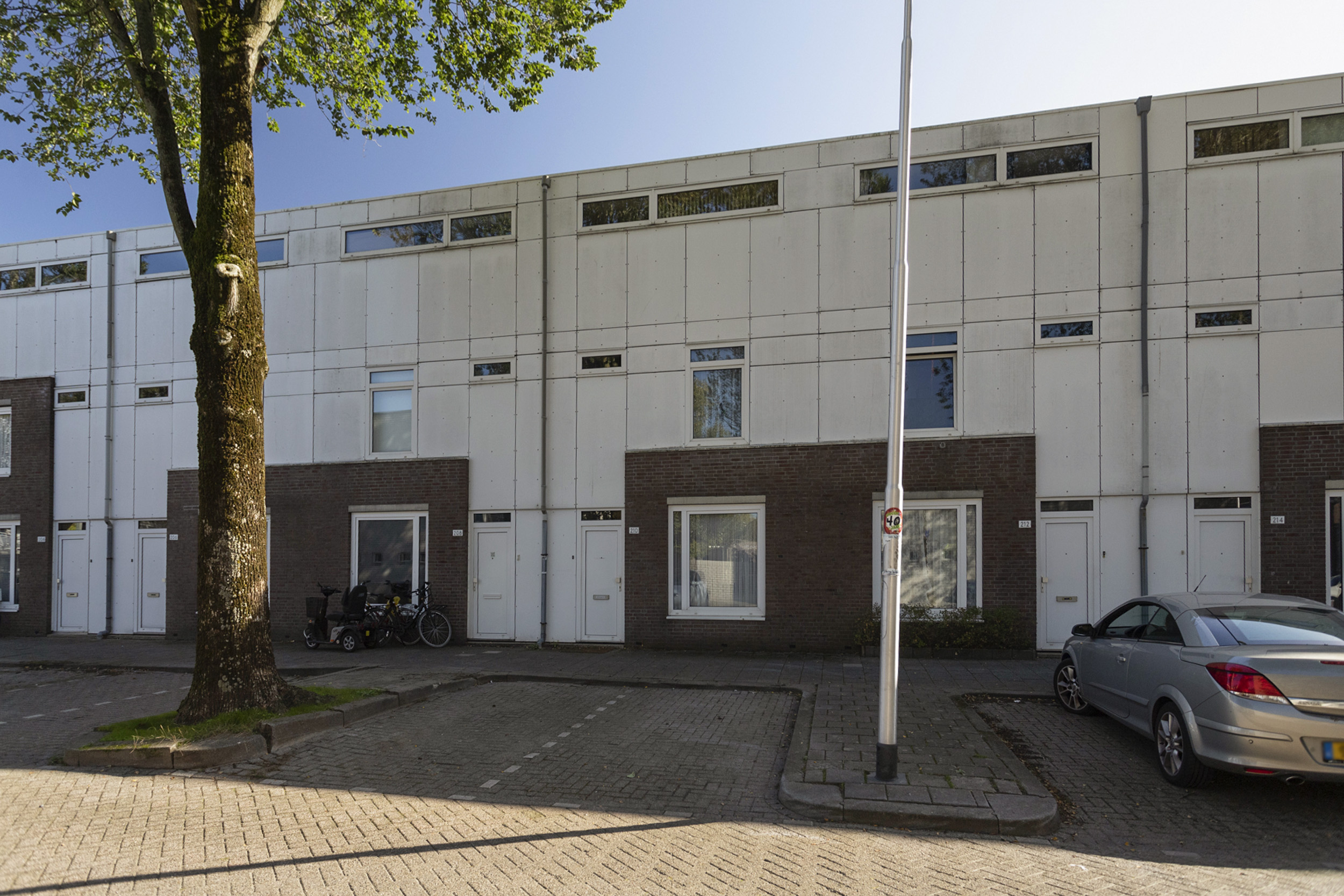 Bisschop Bekkerslaan 210, 5046 JK Tilburg, Nederland