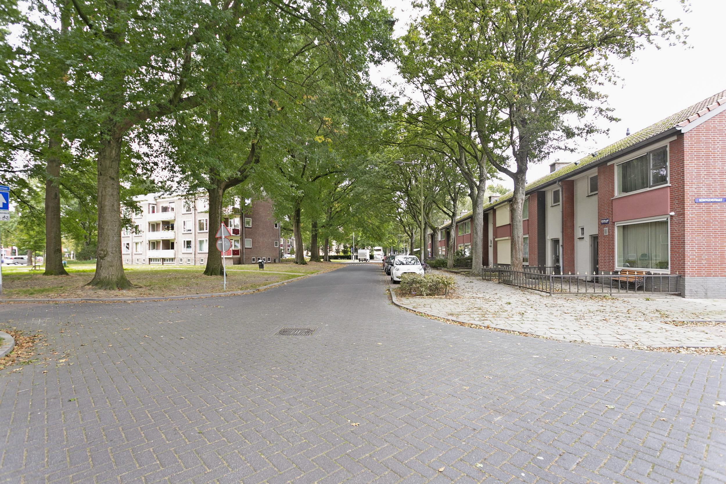 Edisonlaan 93, 5021 MB Tilburg, Nederland