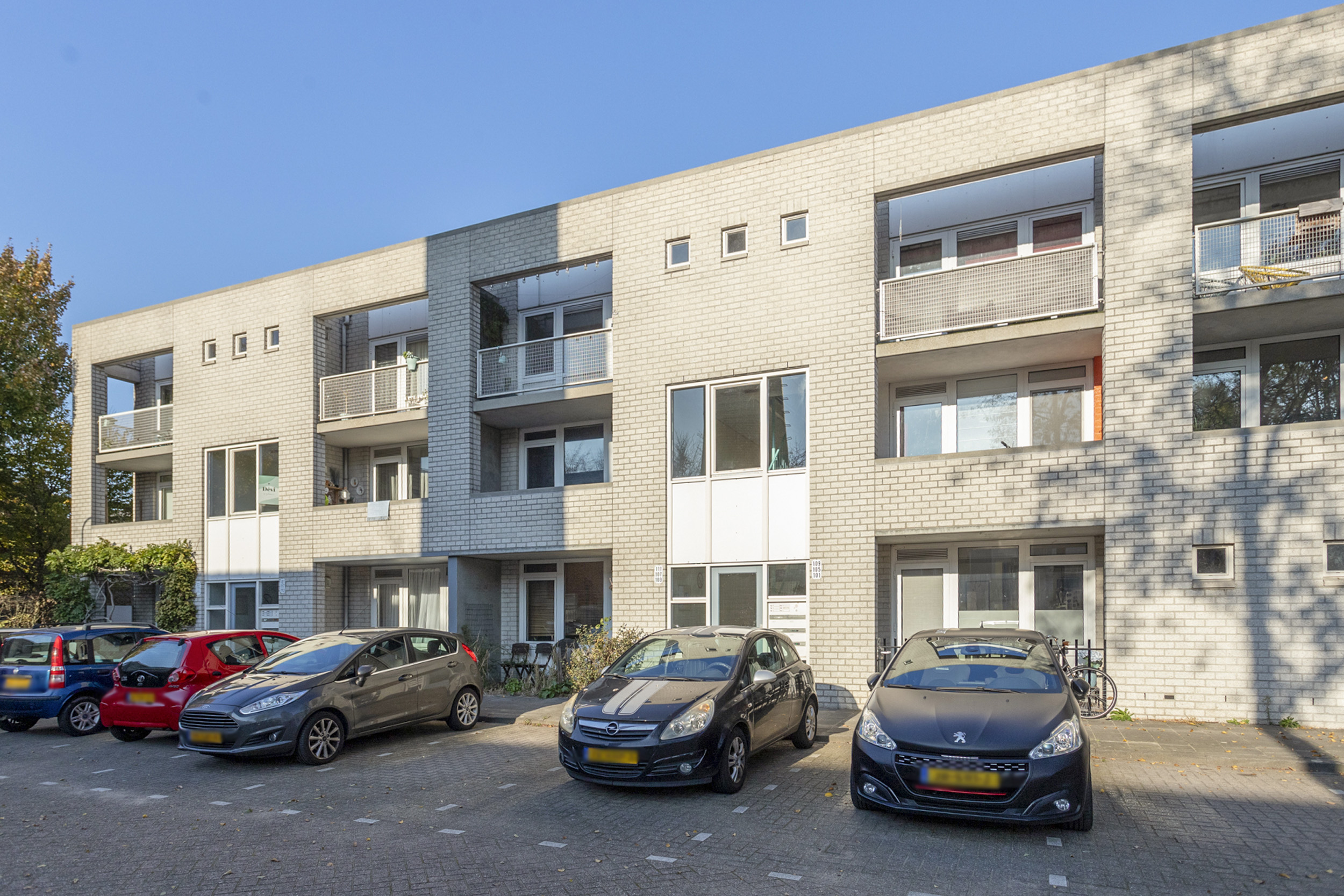 Bisschop Bekkerslaan 111, 5046 JW Tilburg, Nederland