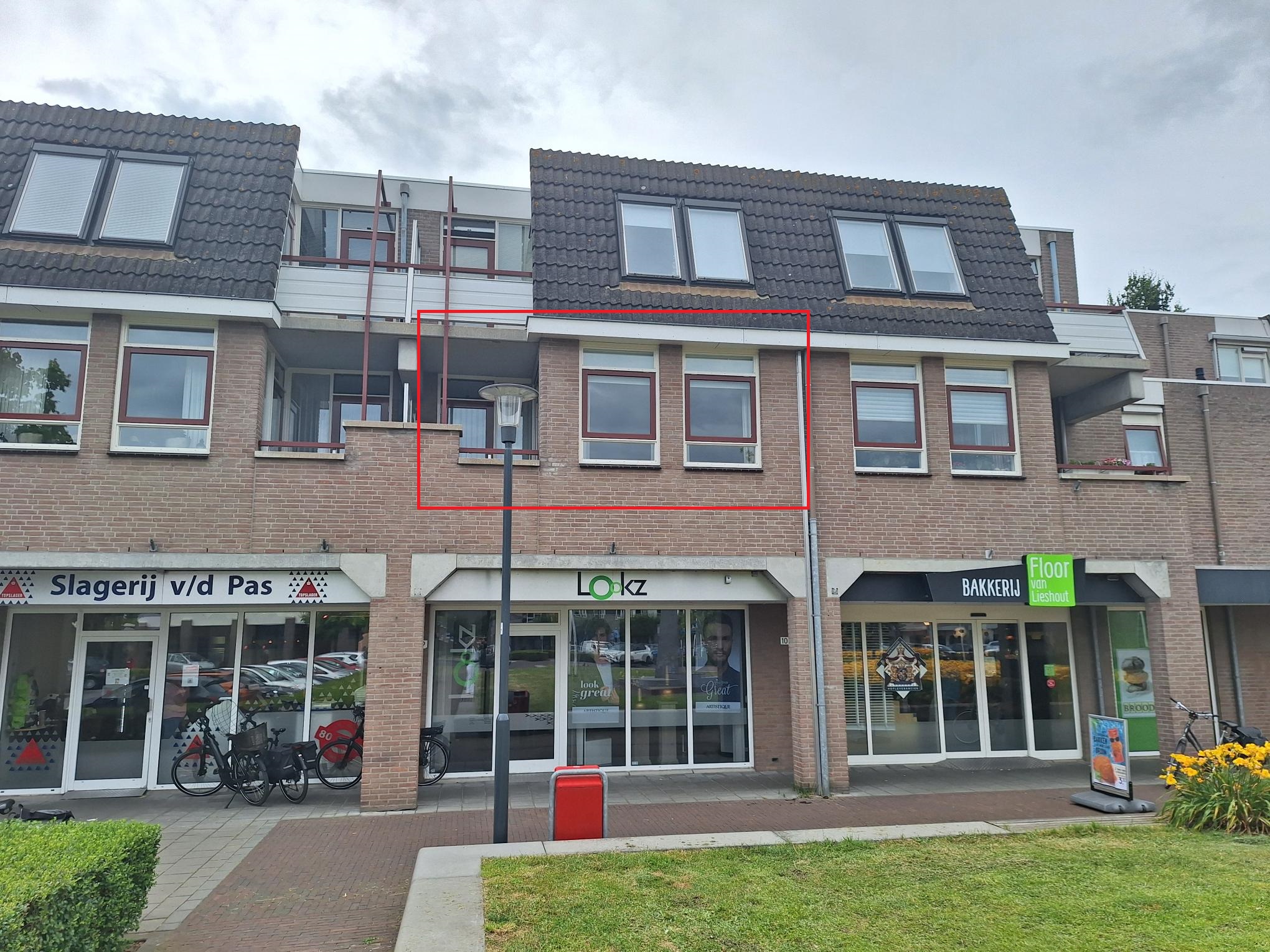 Raadhuisplein 15, 5161 CG Sprang-Capelle, Nederland