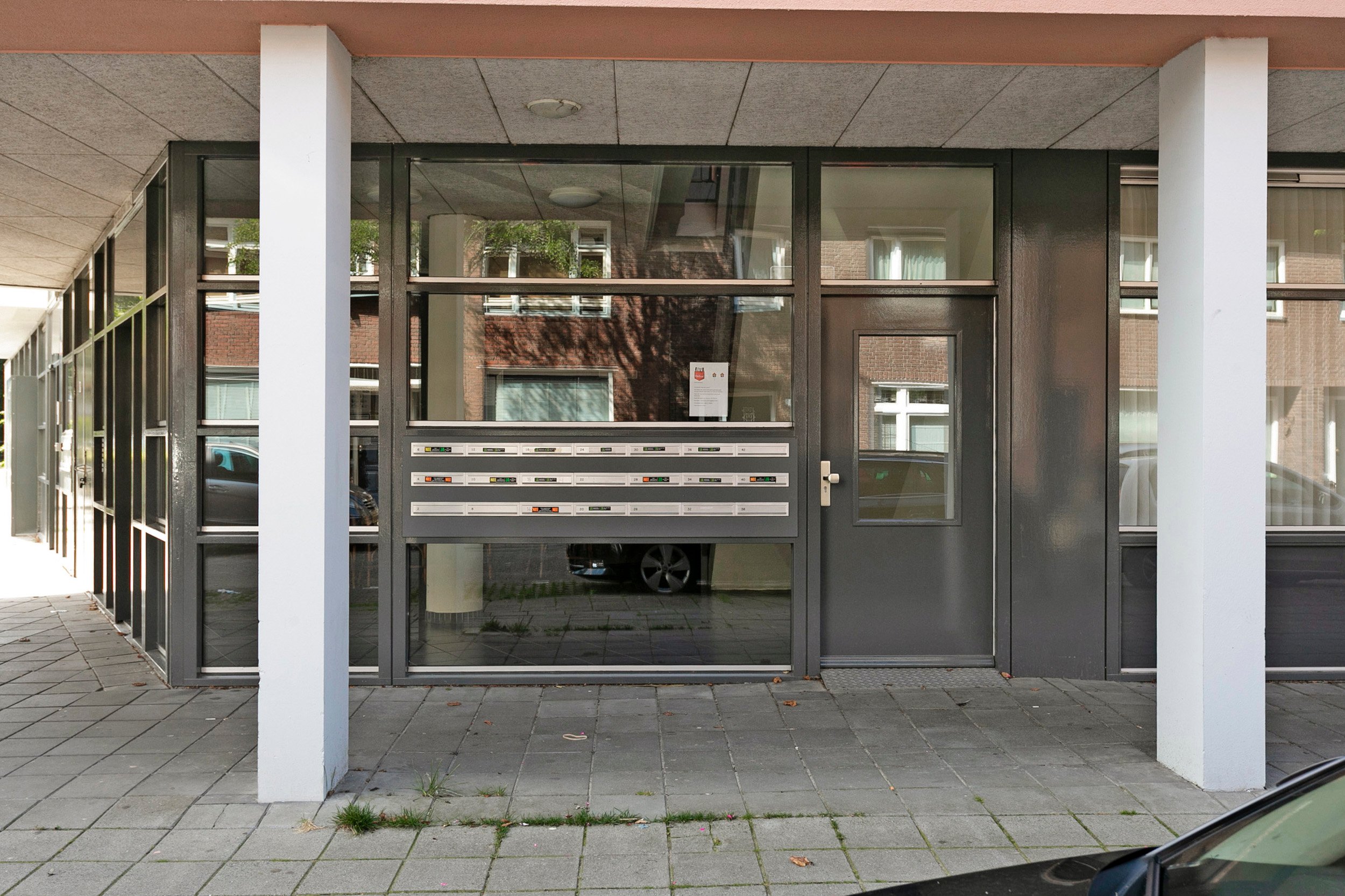 Huurwoning: Paus Adriaanstraat 20 in Tilburg - €741 per maand - 65m²
