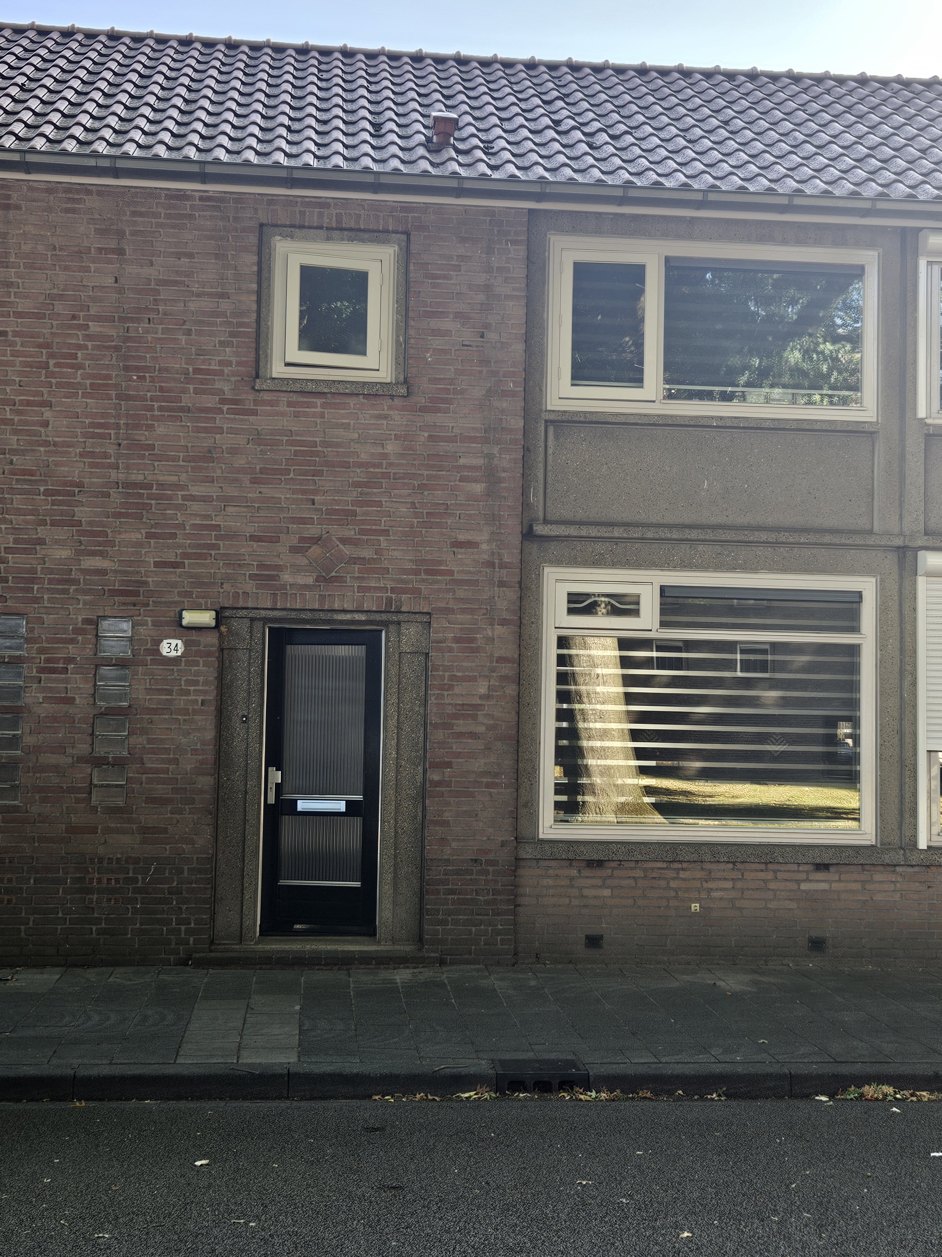 Tussenwoning te huur: Rooseveltplein 34, Staatsliedenbuurt Oost Tilburg