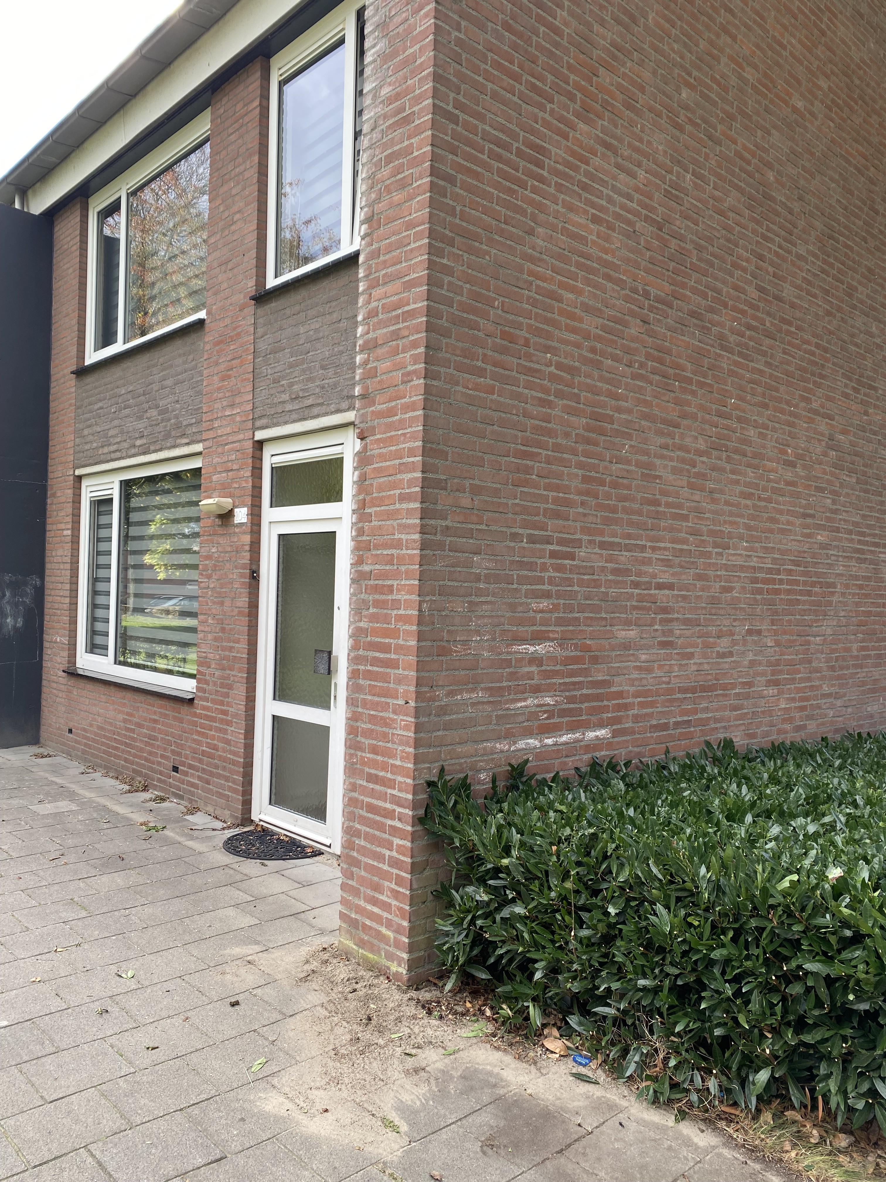 Hoekwoning te huur: Heubergerstraat 204, Heikant West Tilburg