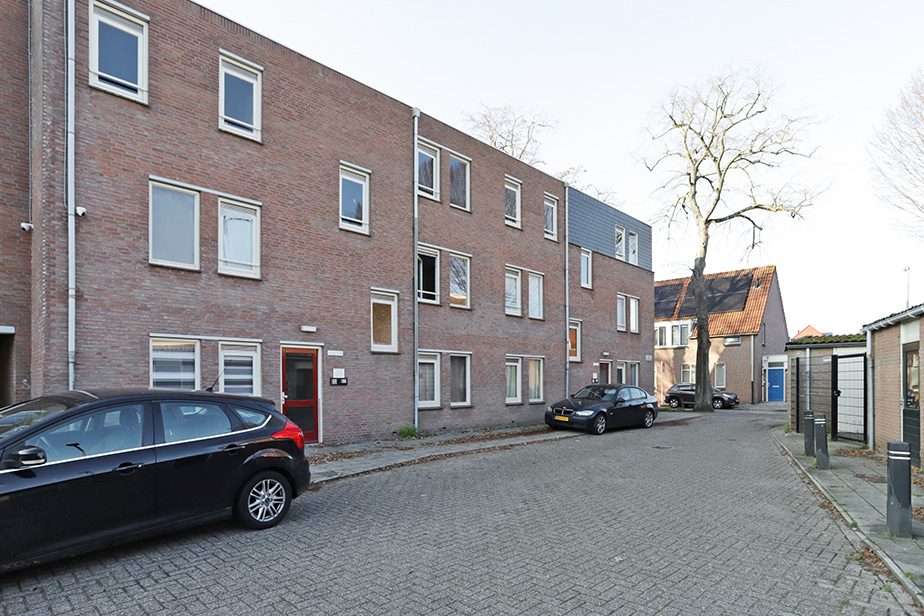 Studio te huur: Minckelersstraat 12-02, Theresia Oost Tilburg