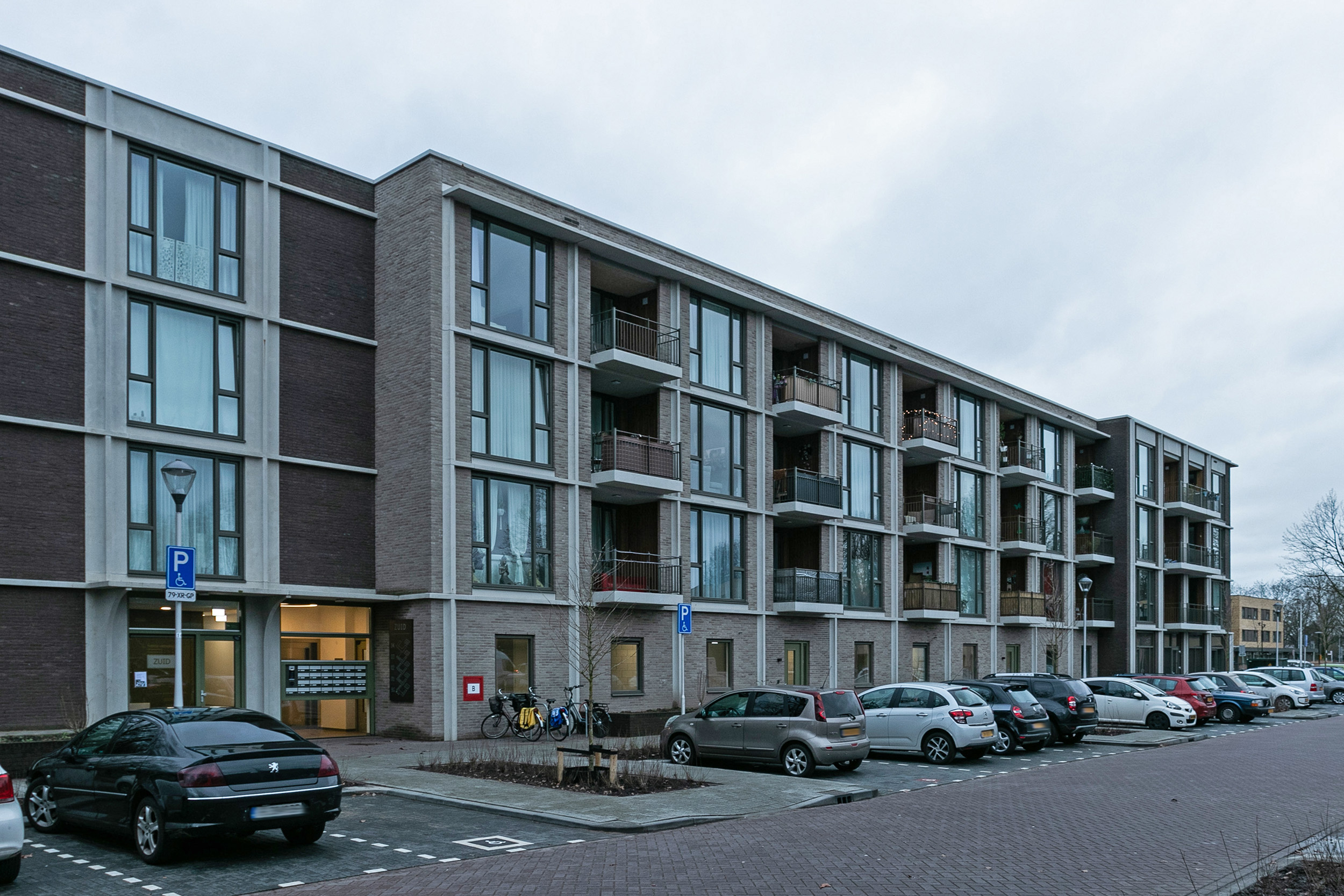 Appartement te huur: Barend Busnacstraat 2, Rooi Pannen Tilburg