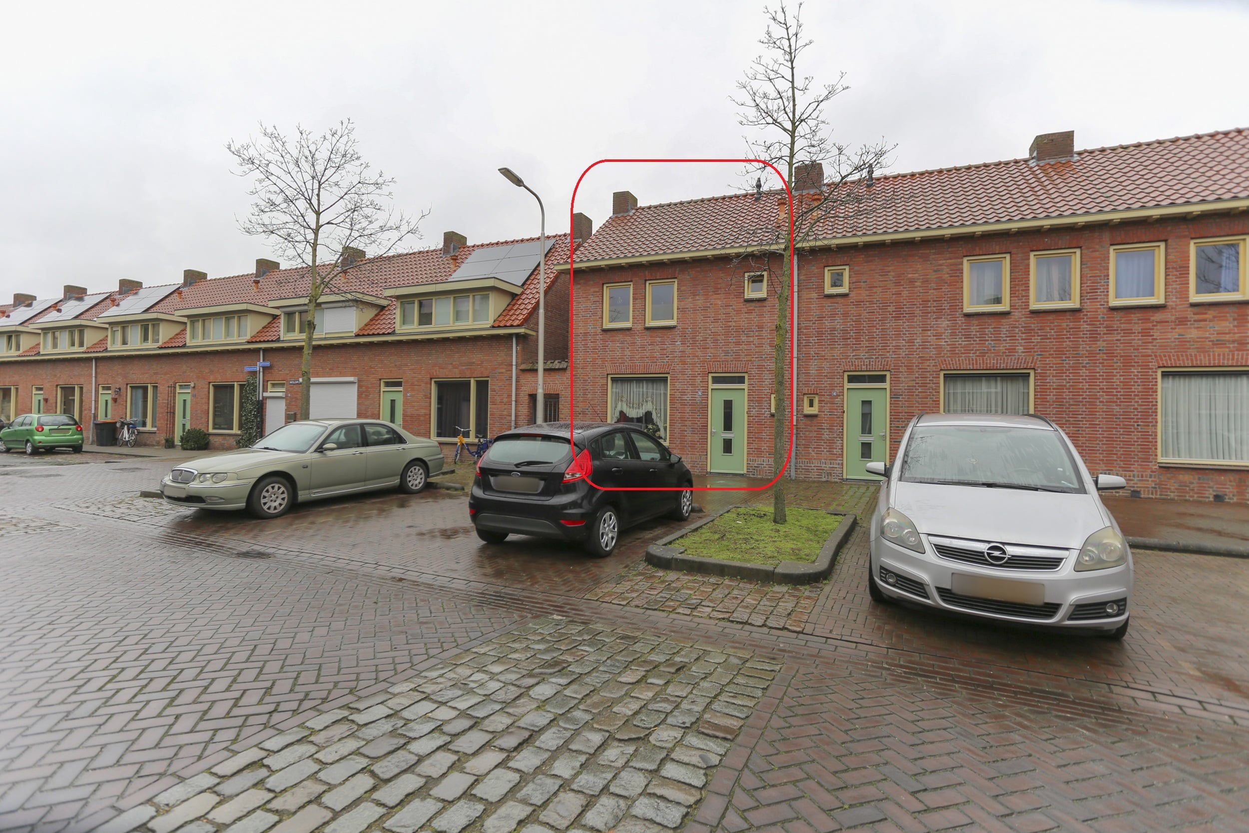 Hoekwoning te huur: Antillenplein 15, Goirke Noord Tilburg