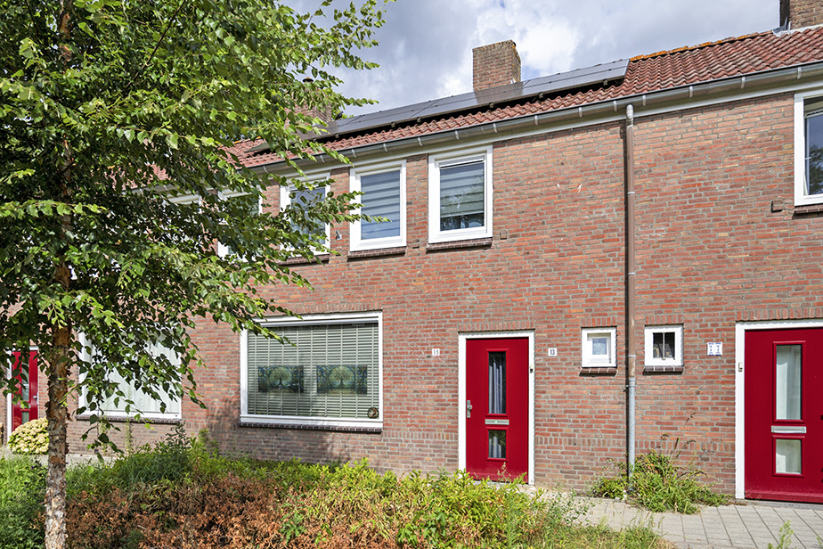 Terraced house for rent: Wethouder Kerstensstraat 13, Fatima Oost Tilburg